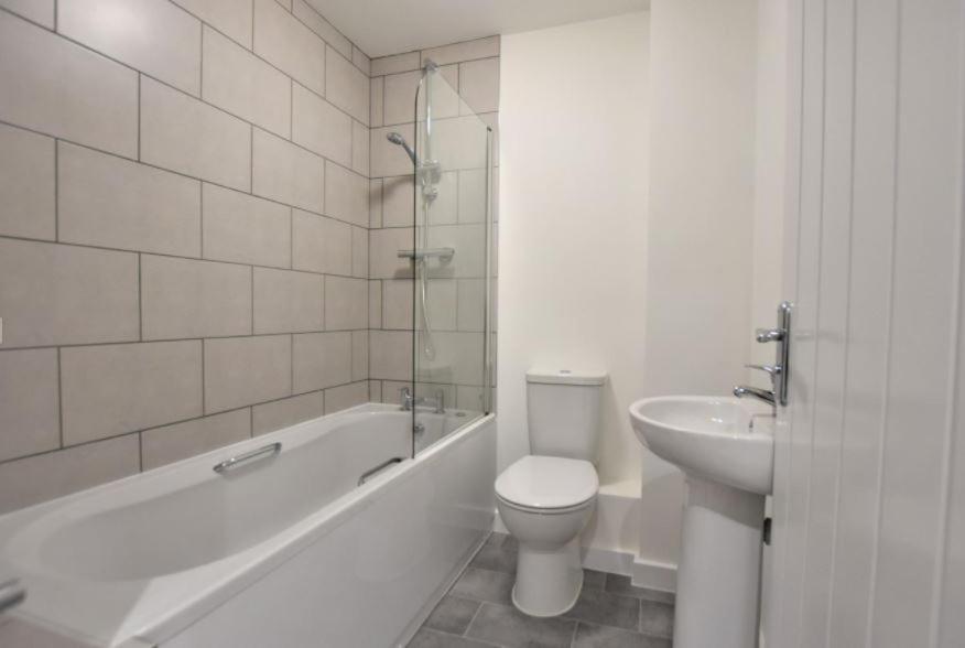 Didcot - Private Flat With Garden & Parking 08 Lejlighed Eksteriør billede