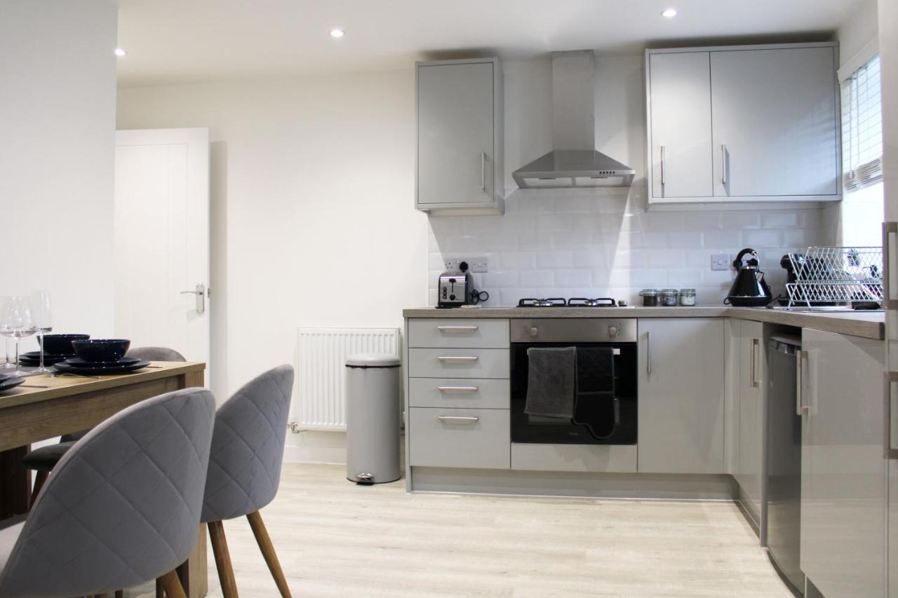 Didcot - Private Flat With Garden & Parking 08 Lejlighed Eksteriør billede
